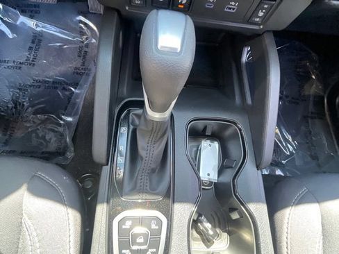 Certified 2026 Nissan Frontier SV w/ SV Convenience Package AWD/4WD image 20