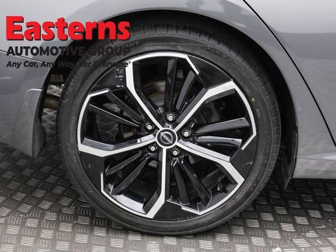 Used 2023 Nissan Altima 2.5 SR FWD image 30
