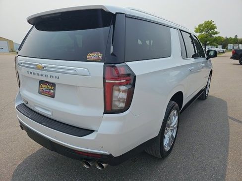 Used 2023 Chevrolet Suburban High Country w/ Premium Package 2 image 5