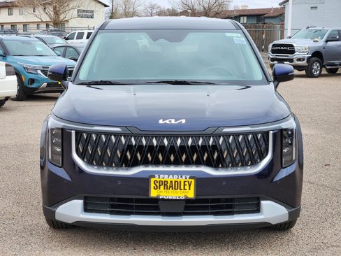 New 2026 Kia Carnival image 6