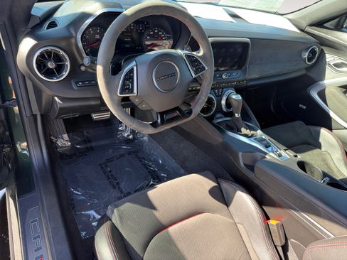 Used 2020 Chevrolet Camaro ZL1 RWD image 15