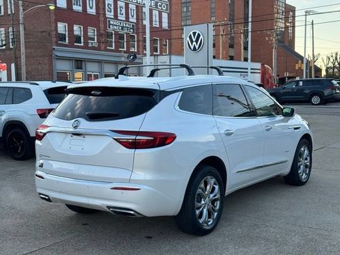 Used 2021 Buick Enclave Avenir w/ Avenir Technology Package AWD/4WD image 5