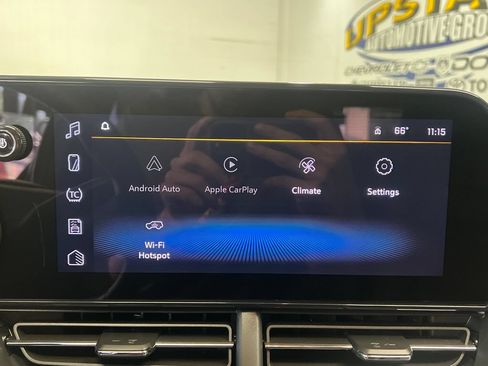 Used 2024 Chevrolet Trax RS w/ Driver Confidence Package FWD image 26