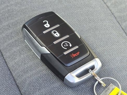 Used 2020 RAM 1500 Big Horn image 42