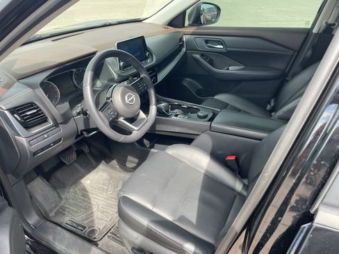 Used 2023 Nissan Rogue SV w/ SV Premium Package AWD/4WD image 8
