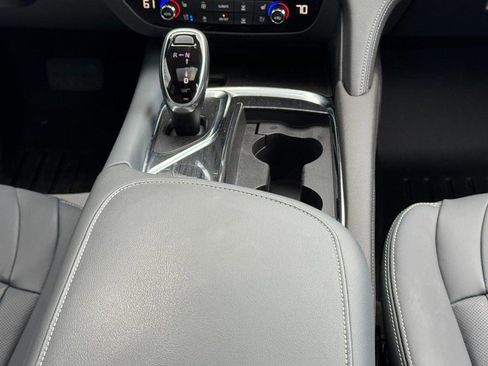 Used 2021 Buick Enclave Premium w/ Sun and Sites Package FWD image 15