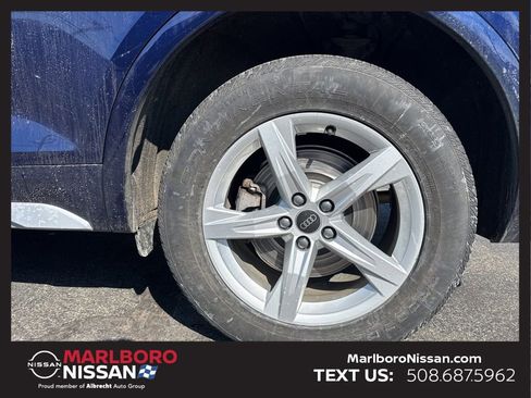 Used 2023 Audi Q5 2.0T Premium w/ Convenience Package image 12