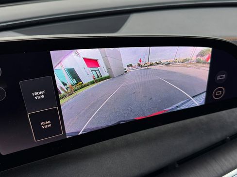 Used 2024 Lucid Air Grand Touring image 42