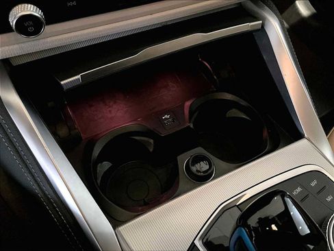 Used 2022 BMW i4 eDrive40 w/ M Sport Package image 37