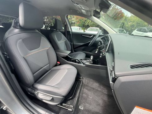 Used 2026 Kia Niro LX FWD image 34
