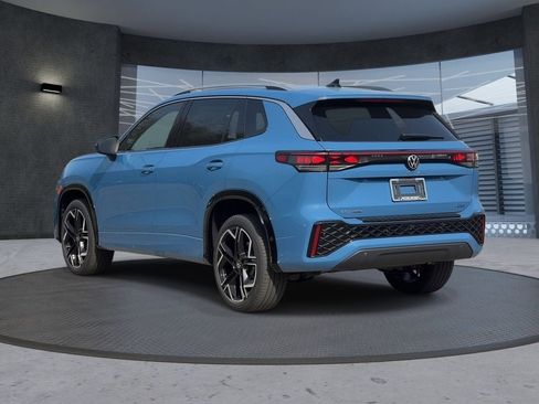 New 2026 Volkswagen Tiguan SEL R-Line AWD/4WD image 3