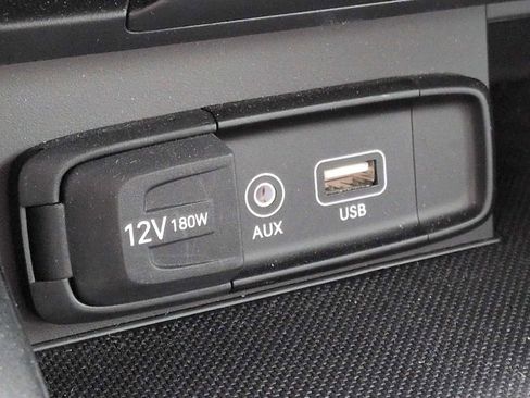 Used 2019 Genesis G70 2.0T Sport image 30