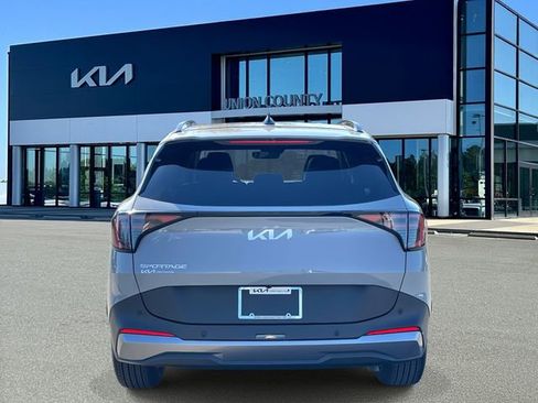 Certified 2026 Kia Sportage EX w/ EX Panorama Roof Package image 5