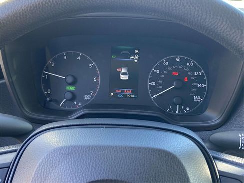 Used 2025 Toyota Corolla LE image 34