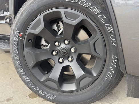 New 2026 RAM 1500 Express image 7