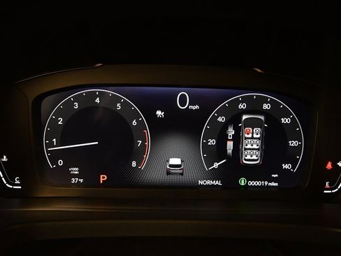 New 2025 Honda Pilot Elite image 21