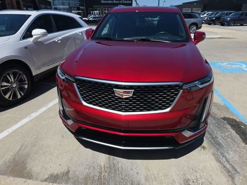 Certified 2024 Cadillac XT6 Premium Luxury w/ Technology Package AWD/4WD image 2