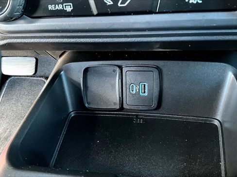 Used 2023 Ford Bronco Big Bend image 17