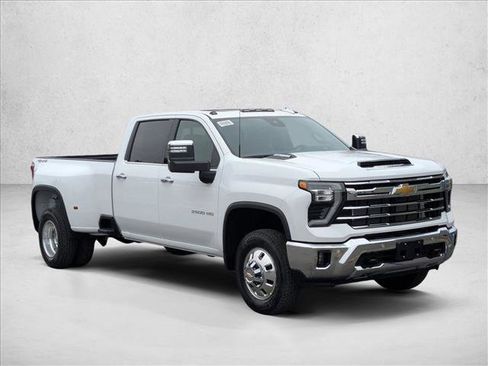 New 2026 Chevrolet Silverado 3500 LTZ w/ LTZ Plus Package image 7