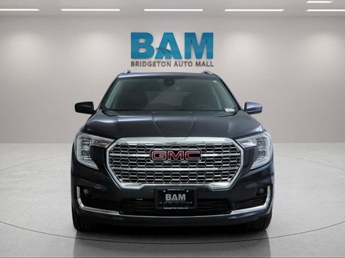 Certified 2022 GMC Terrain Denali AWD/4WD image 2