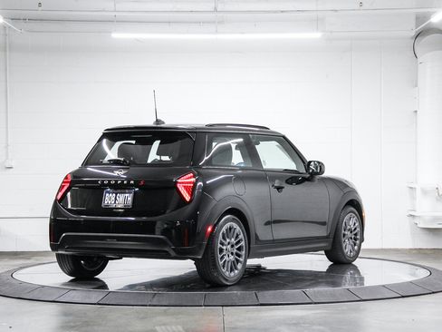 Used 2026 MINI Cooper S FWD image 6