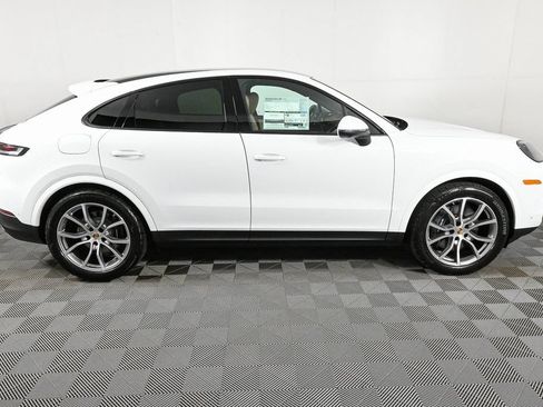 Certified 2026 Porsche Cayenne Coupe AWD/4WD image 29
