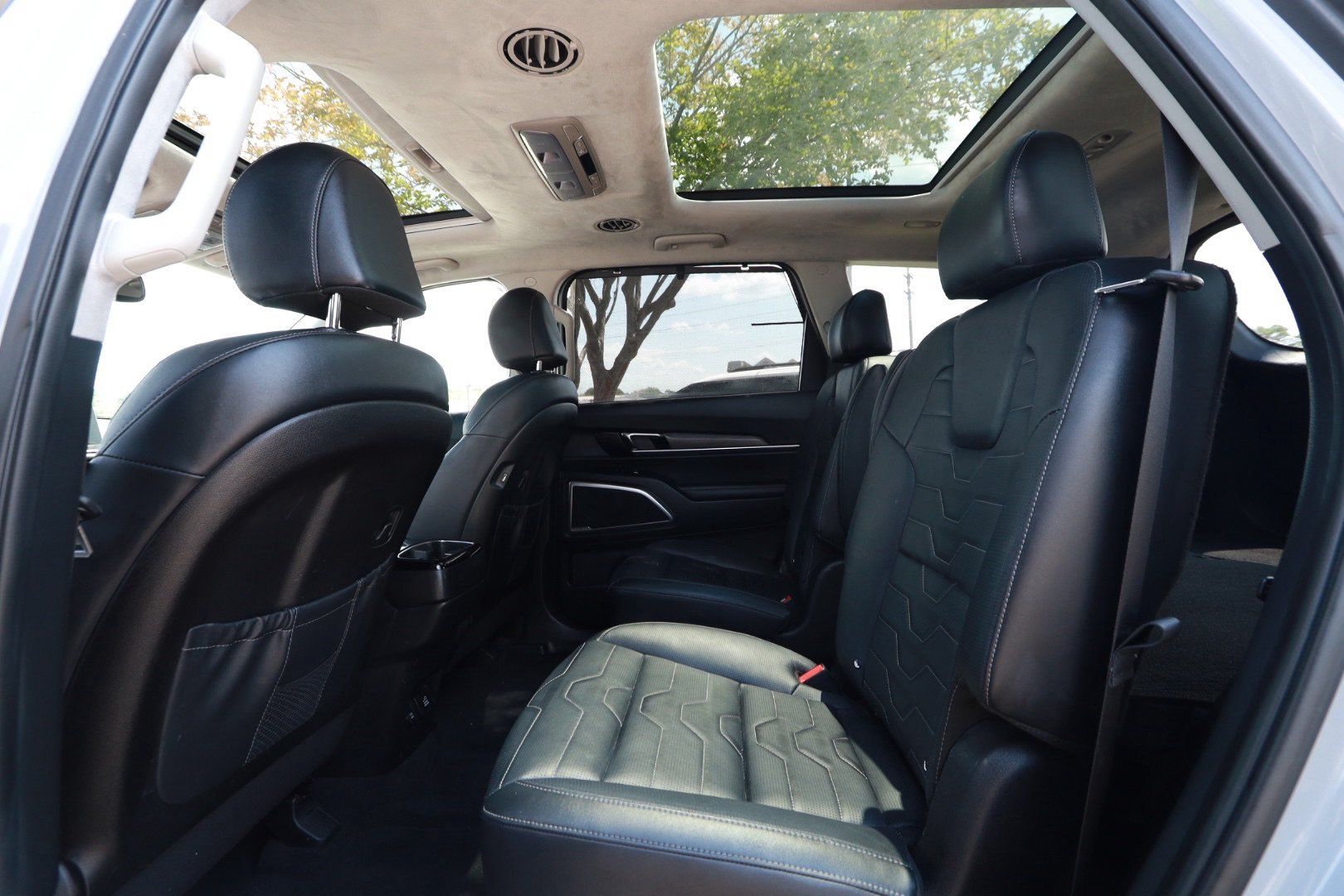 Used 2022 Kia Telluride SX w/ SX Prestige Package AWD/4WD image 27