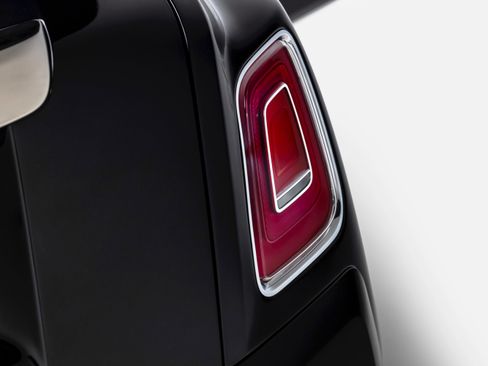 Used 2019 Rolls-Royce Phantom Sedan image 66