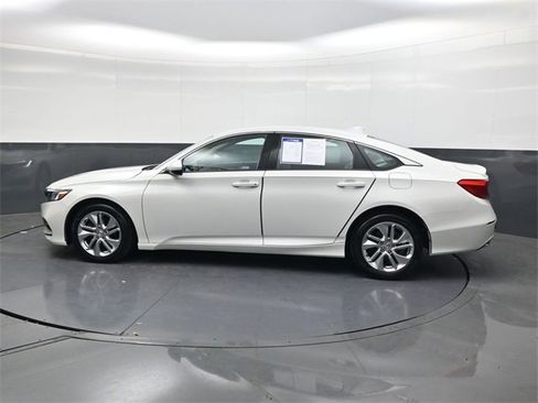 Used 2020 Honda Accord LX image 7