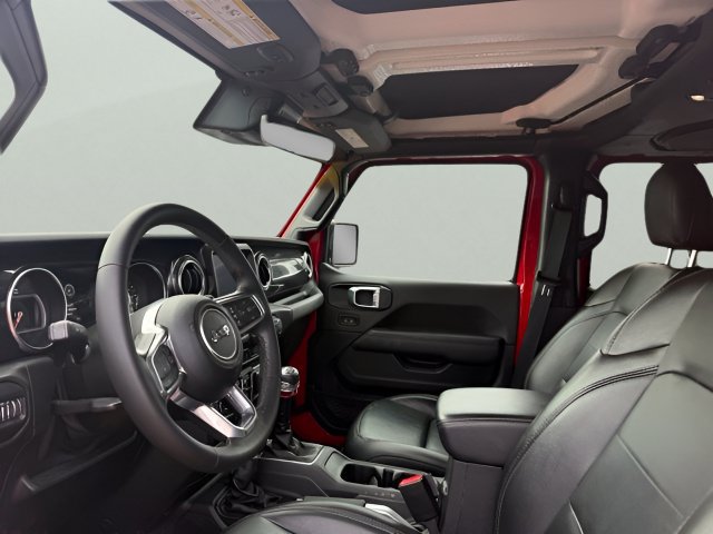 Used 2021 Jeep Wrangler Unlimited Sahara AWD/4WD image 13