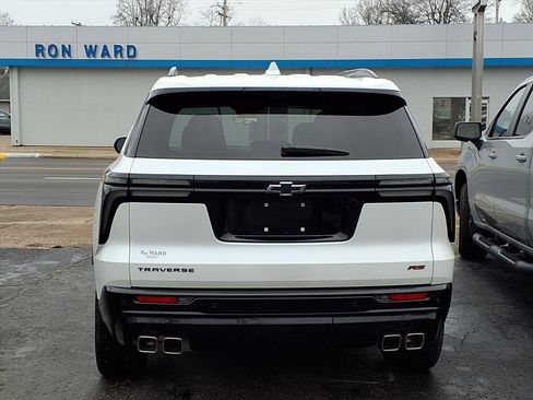 Used 2024 Chevrolet Traverse RS w/ LPO, Floor Liner Package image 15