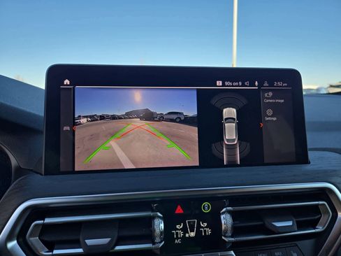 Used 2023 BMW X4 xDrive30i w/ M Sport Package image 30