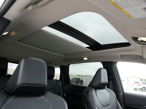 New 2027 INFINITI QX60 Pure w/ Cargo Package FWD image 24