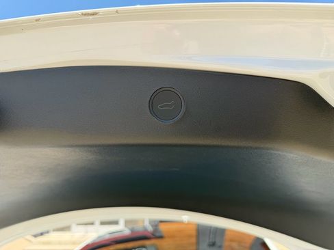 Used 2023 Tesla Model 3 Standard Range RWD image 21