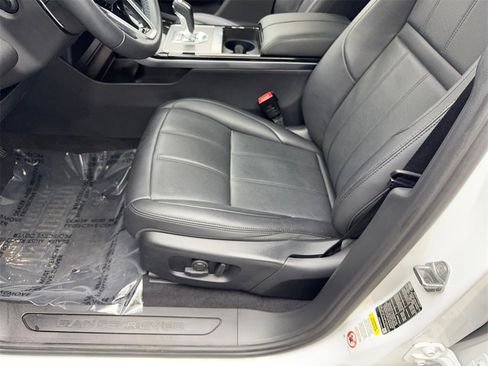 Used 2023 Land Rover Range Rover Evoque SE image 26