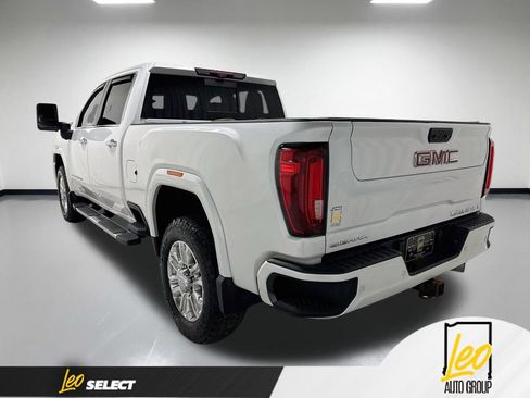 Used 2022 GMC Sierra 3500 Denali w/ Technology Package AWD/4WD image 10