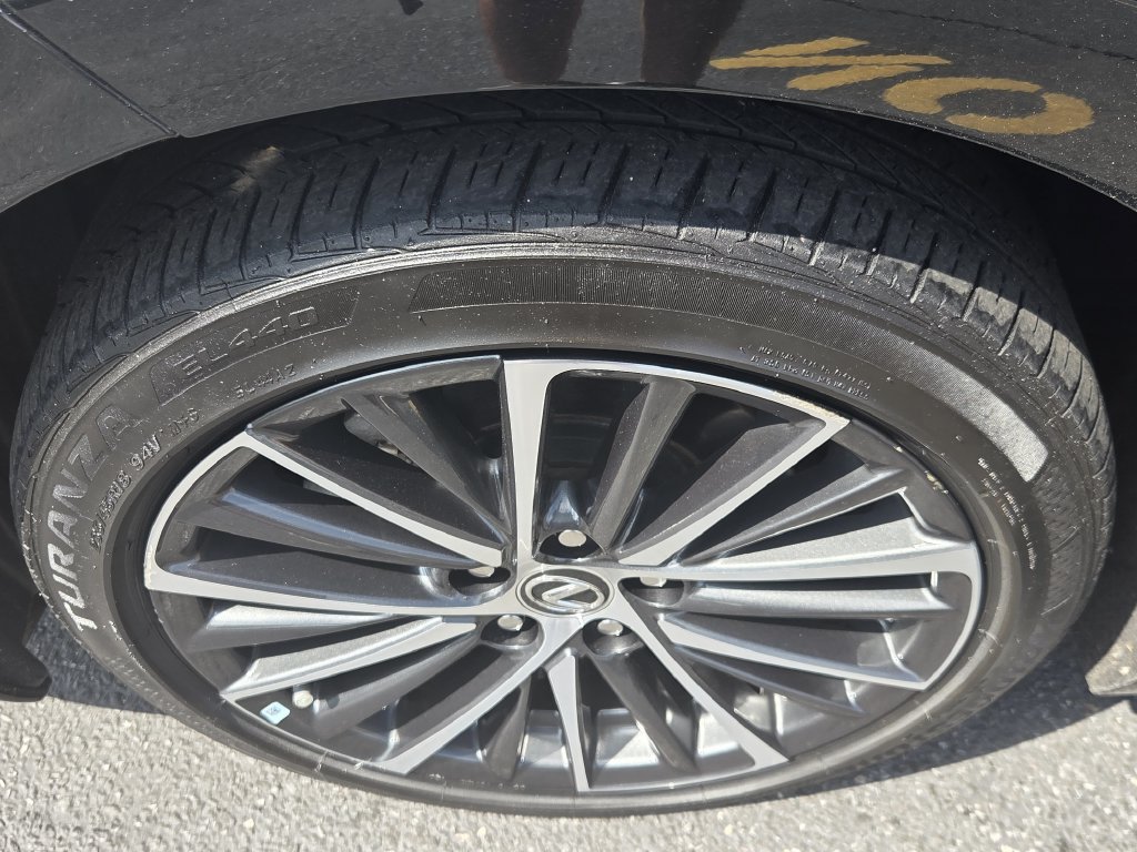 Used 2023 Lexus ES 350 w/ Premium Package FWD image 14