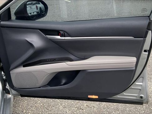 Used 2024 Toyota Camry XLE image 21