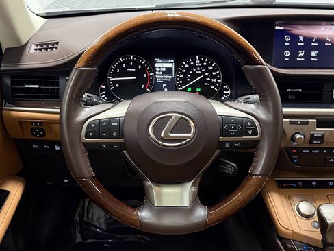 Used 2018 Lexus ES 350 FWD image 15