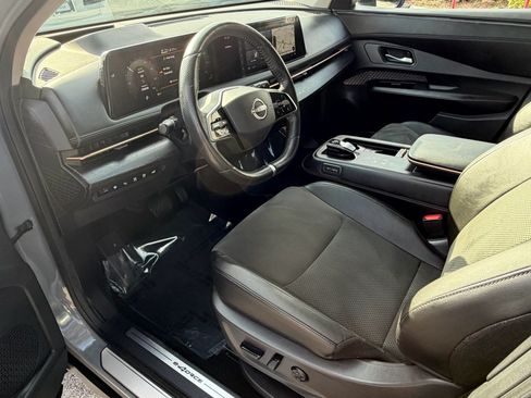 Certified 2023 Nissan Ariya AWD image 12