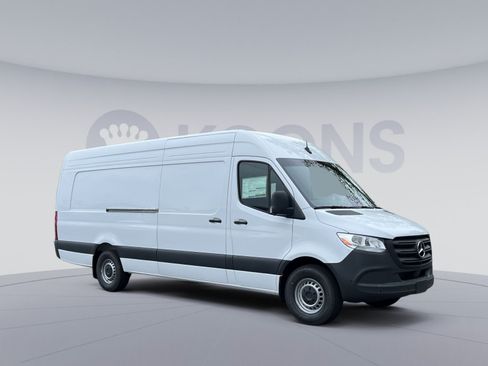 New 2026 Mercedes-Benz Sprinter 2500 image 2