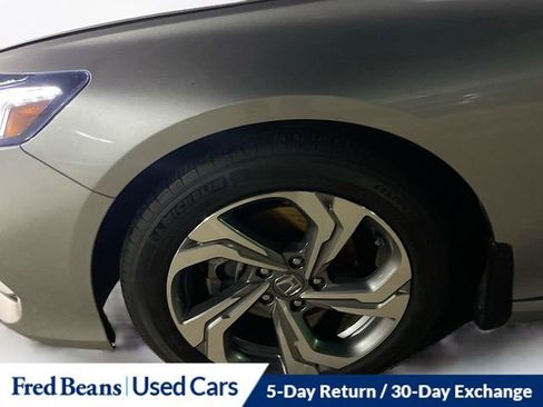Used 2020 Honda Accord EX image 24