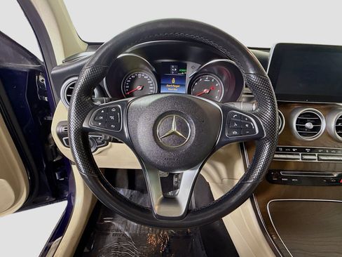 Used 2019 Mercedes-Benz GLC 350e 4MATIC image 13