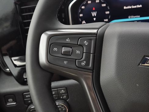 New 2026 Chevrolet Silverado 2500 ZR2 AWD/4WD image 9