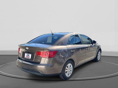 Used 2013 Kia Forte EX image 4