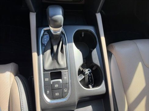 Used 2020 Hyundai Santa Fe Limited image 21