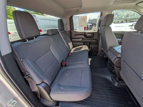 Used 2022 Chevrolet Silverado 1500 Custom w/ LPO, Dark Essentials Package AWD/4WD image 16