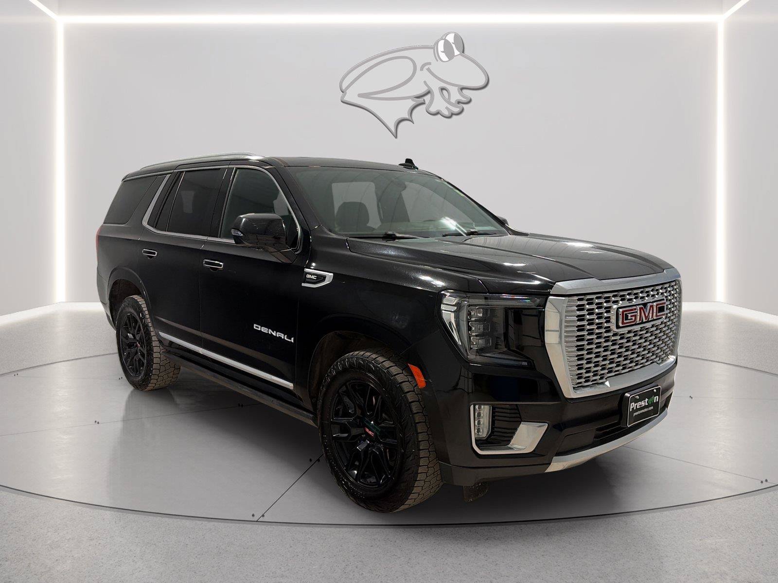 Used 2022 GMC Yukon Denali w/ Denali Premium Package AWD/4WD image 7