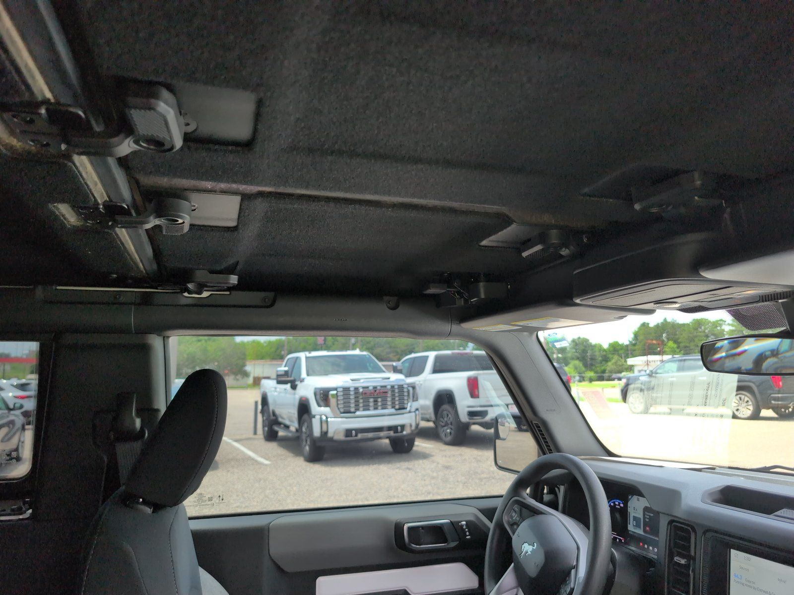 Used 2021 Ford Bronco 2-Door AWD/4WD image 12
