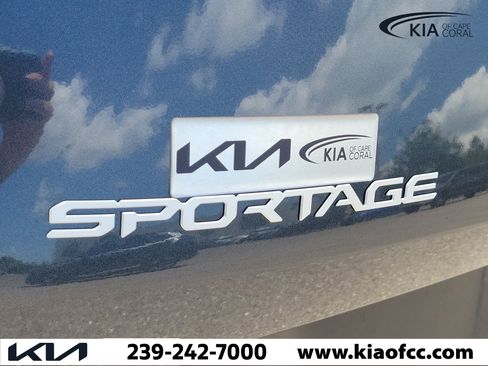 Certified 2024 Kia Sportage EX FWD image 5